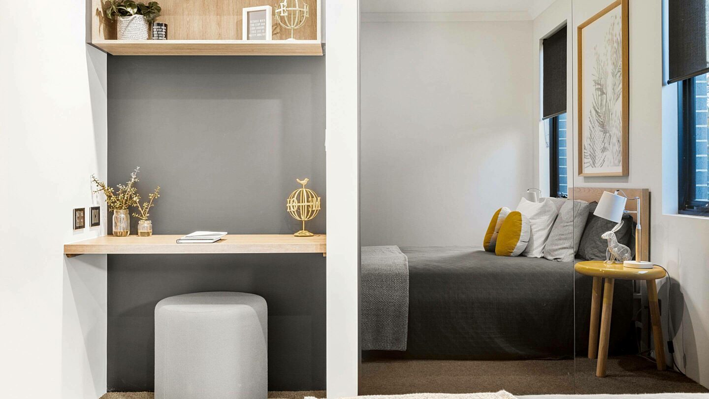 Lakewood Platinum Study Nook 01